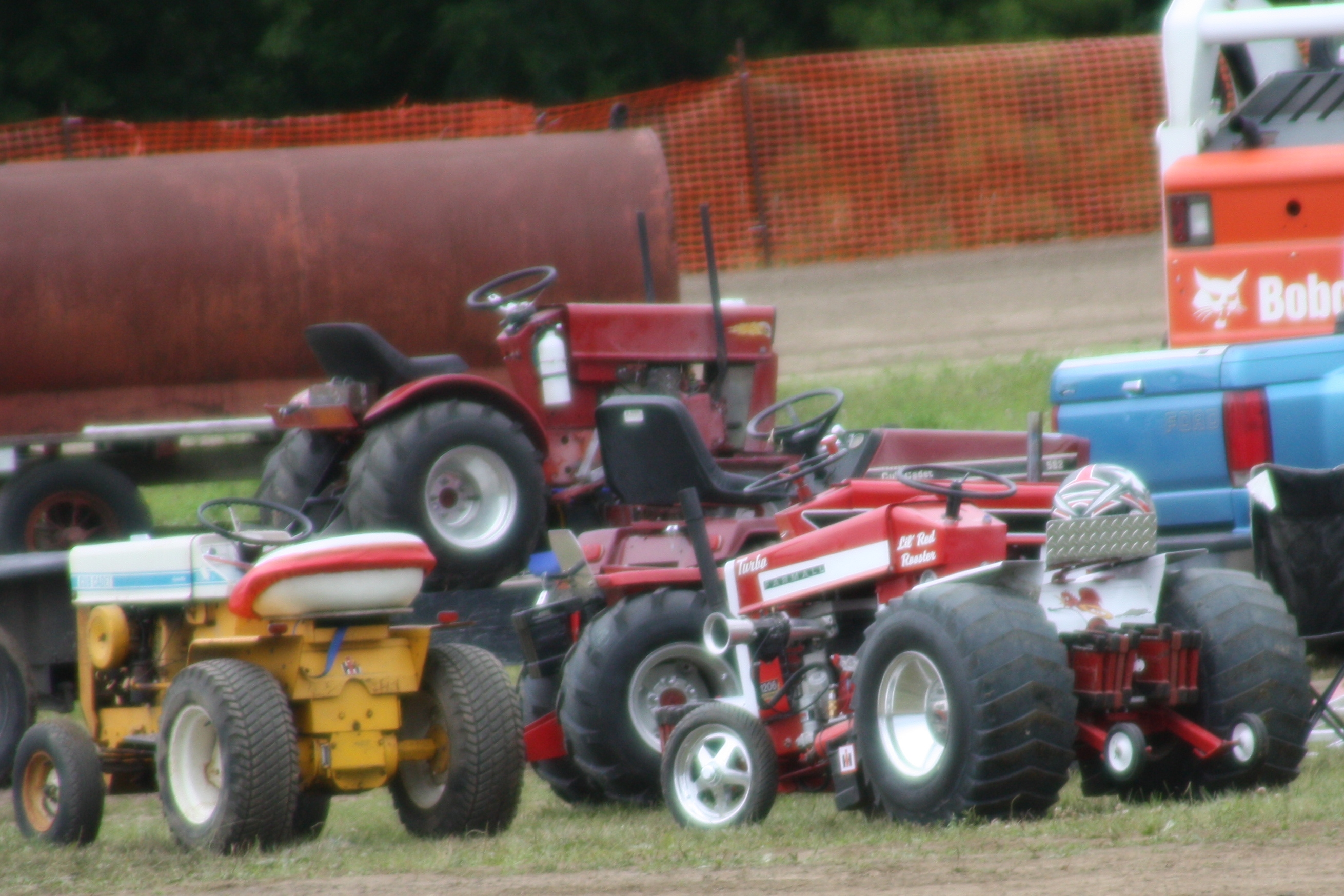 Garden Tractor Pull New To The Fair What S The Buzz
